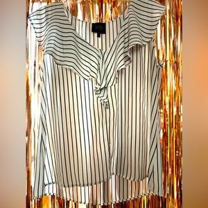 Women’s Striped Ruffle Neck Blouse Size Medium